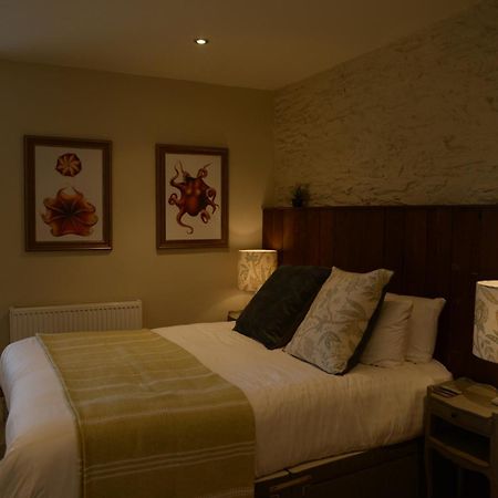 The Steam Packet Inn Totnes Bagian luar foto