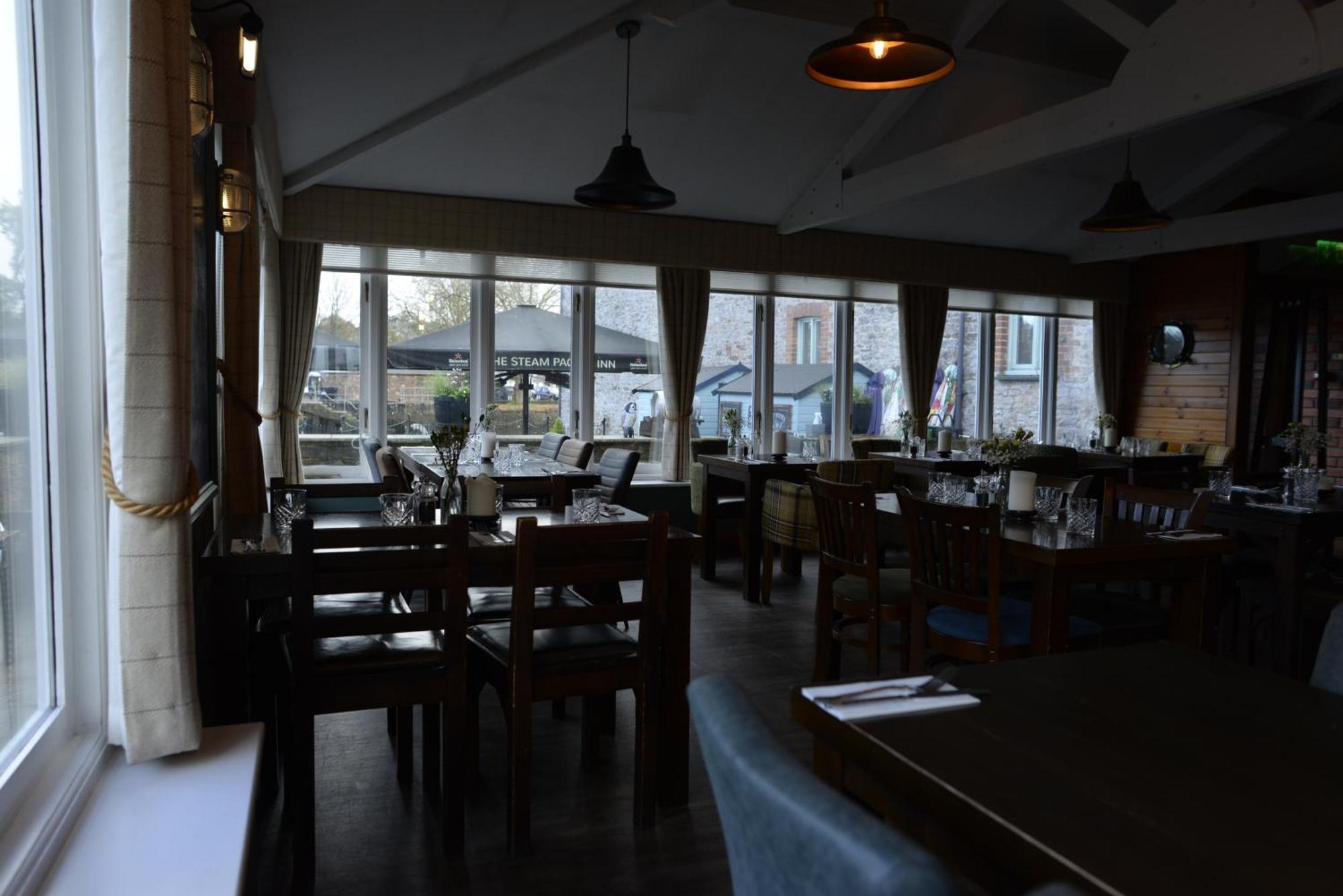 The Steam Packet Inn Totnes Bagian luar foto