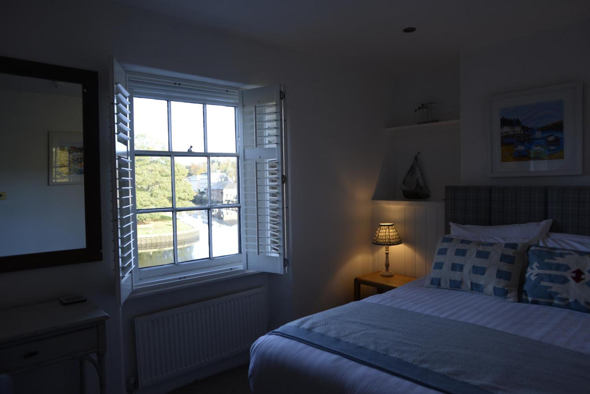 The Steam Packet Inn Totnes Bagian luar foto